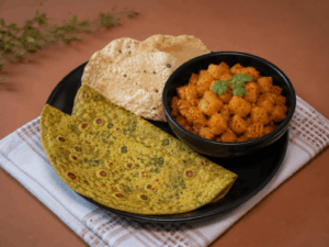 Thepla Suki Bhaji Combo